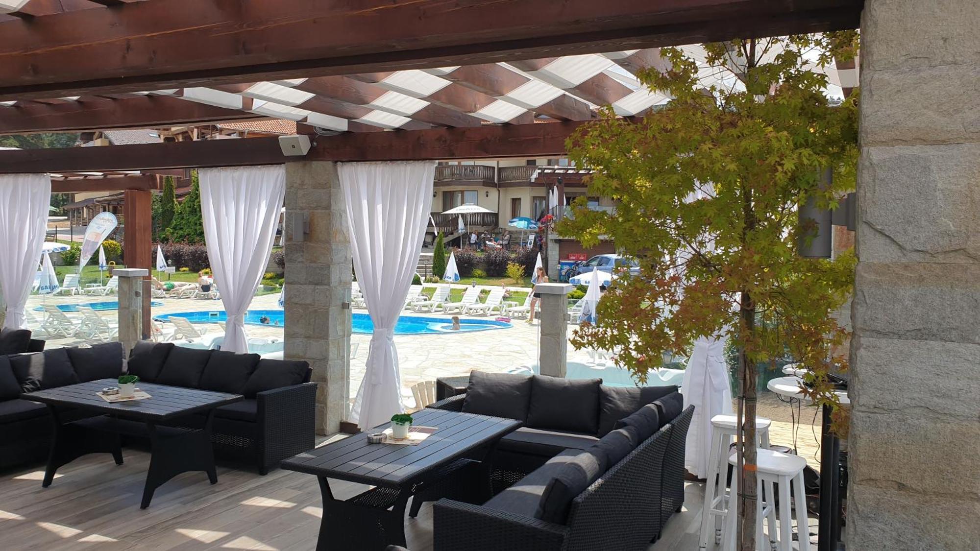 Family Hotel Eterno Tsigov Chark Bagian luar foto