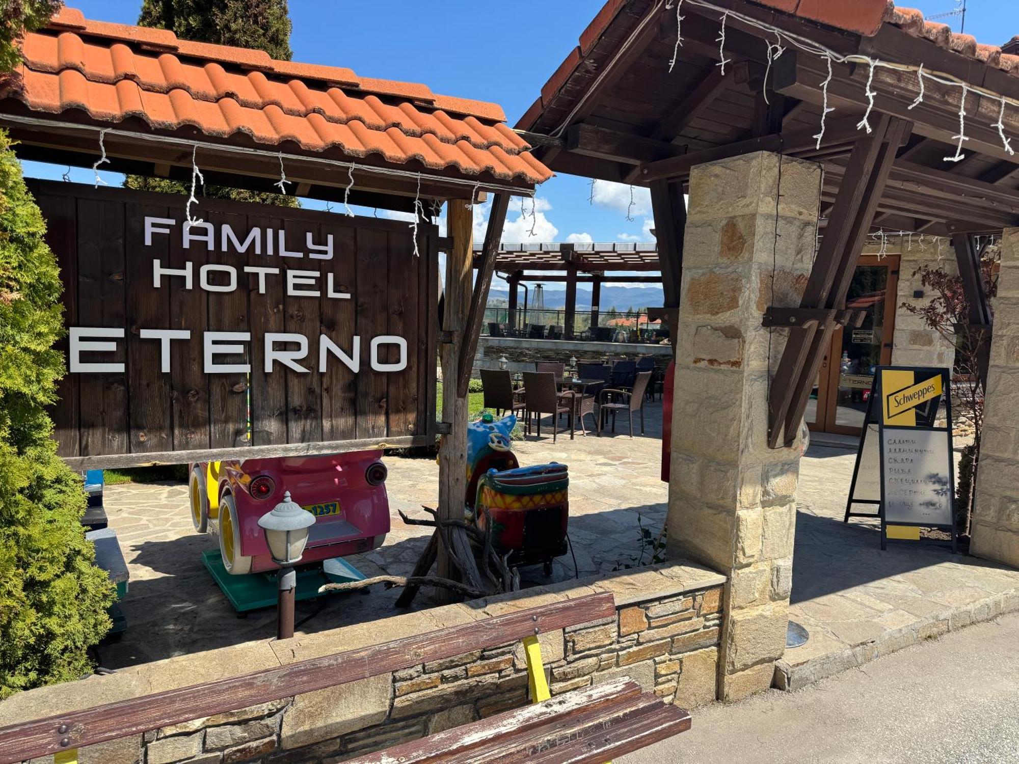 Family Hotel Eterno Tsigov Chark Bagian luar foto